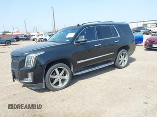 2017 Cadillac Escalade z VIN 1GYS3AKJ4HR338806, wystawiony jako IAAI lot #41941193 z przebiegiem 119 865 mil mil oraz . Historia ofert i sprzedaży dostępna na DreamBid. Obrazek 2.