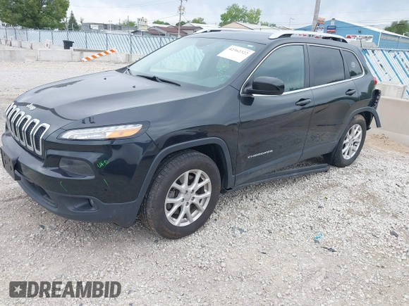 2016 Jeep Cherokee Latitude z VIN 1C4PJMCS9GW225346, wystawiony jako IAAI lot #42362322 z przebiegiem 122 816 mil mil oraz . Historia ofert i sprzedaży dostępna na DreamBid. Obrazek 22.