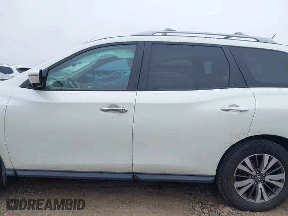 2017 Nissan Pathfinder SL with VIN 5N1DR2MM5HC608649, listed as a IAAI auction lot 41757481 with 168,412 mi miles. Bid and sale history available at carsss.com. Image 15.