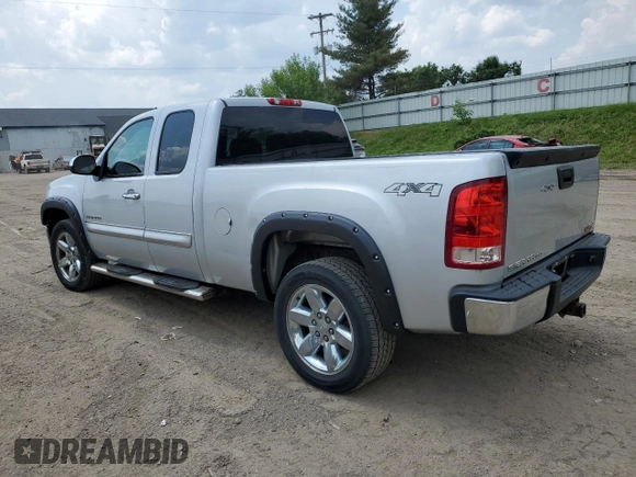 2013 GMC Sierra 1500 SLE z VIN 1GTR2VE71DZ178876, wystawiony jako Copart lot #59095005 z przebiegiem 169 458 mil mil oraz Czysty tytuł • Clean title. Historia ofert i sprzedaży dostępna na DreamBid. Obrazek 2.