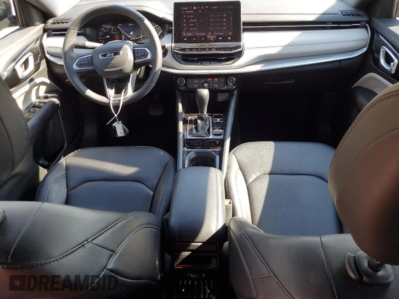 2025 Jeep Compass Limited with VIN 3C4NJDCN2ST513905, listed as a Copart auction lot 64436925 with 16,811 mi miles and Clean title. Bid and sale history available at DreamBid. Image 8.