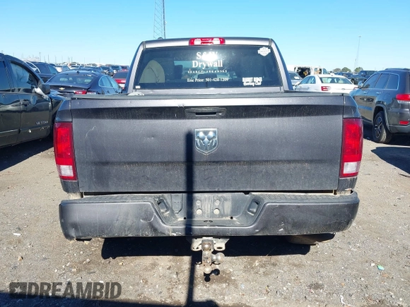 2016 Ram 1500 Express z VIN 1C6RR6KG8GS389924, wystawiony jako IAAI lot #40887357 z przebiegiem 140 327 mil mil oraz . Historia ofert i sprzedaży dostępna na DreamBid. Obrazek 16.