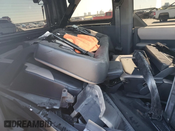2022 Ford Bronco with VIN 1FMEE5DP5NLB84218, listed as a Copart auction lot 48732155 with 5,741 mi miles and Salvage Title. Bid and sale history available at DreamBid. Image 10.