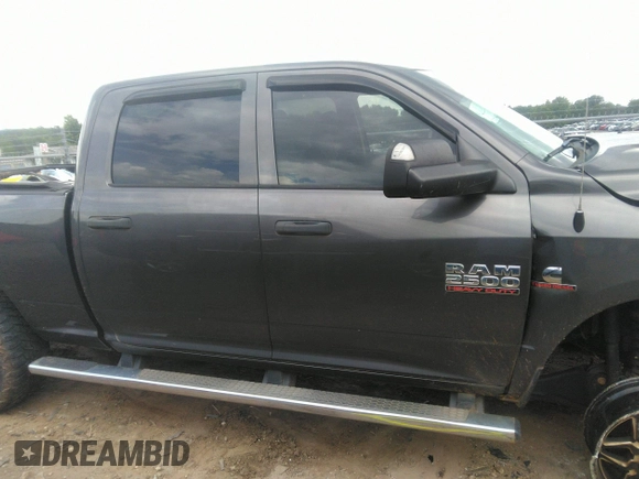 2015 Ram 2500 Tradesman с VIN 3C6UR5CL0FG708948, выставлен на аукционе IAAI как лот 42511733 с пробегом 90 885 миль миль и . История ставок и продаж доступна на DreamBid. Изображение 13.
