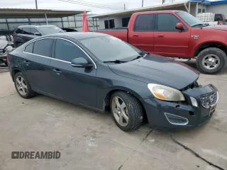 2013 Volvo S60 T5 Premier with VIN YV1612FS0D1216582, listed as a Copart auction lot 51782885 with 174,124 mi miles and Salvage Title. Bid and sale history available at carsss.com. Image 4.