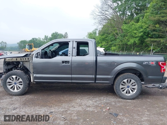 2018 Ford F-150 XL with VIN 1FTEX1EP6JFC61600, listed as a IAAI auction lot 42423185 with 161,991 mi miles and . Bid and sale history available at DreamBid. Image 15.