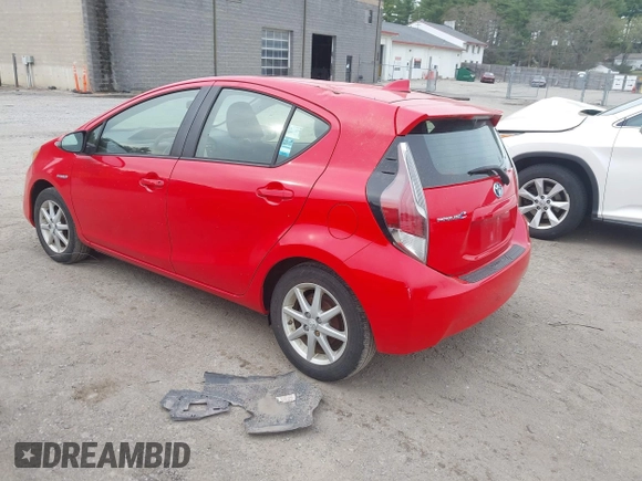 2015 Toyota Prius One with VIN JTDKDTB32F1098845, listed as a IAAI auction lot 42124053 with 111,871 mi miles and . Bid and sale history available at carsss.com. Image 3.