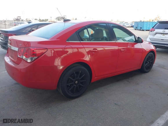 2015 Chevrolet Cruze LT with VIN 1G1PE5SB3F7182670, listed as a IAAI auction lot 41461422 with 95,144 mi miles. Bid and sale history available at carsss.com. Image 4.