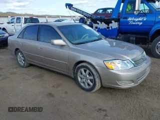 2002 Toyota Avalon XL with VIN 4T1BF28B12U255370, listed as a IAAI auction lot 41746207 with 269,207 mi miles. Bid and sale history available at carsss.com. Image 1.