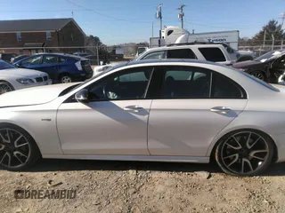 2018 Mercedes-Benz E-Class AMG E 43 with VIN WDDZF6EBXJA477524, listed as a IAAI auction lot 41174809 with 1 mi miles. Bid and sale history available at carsss.com. Image 14.