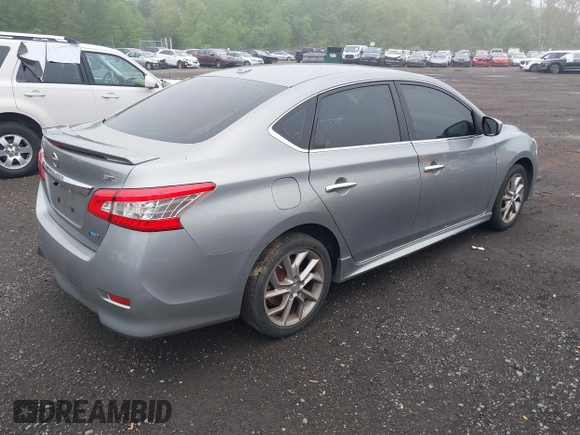 2013 Nissan Sentra SR z VIN 3N1AB7AP0DL766485, wystawiony jako IAAI lot #42188309 z przebiegiem 140 337 mil mil oraz . Historia ofert i sprzedaży dostępna na DreamBid. Obrazek 4.