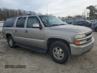 2000 Chevrolet Suburban LT with VIN 3GNFK16T3YG208884, listed as a Copart auction lot 48656935 with 377,458 mi miles and Salvage Title. Bid and sale history available at carsss.com. Image 4.