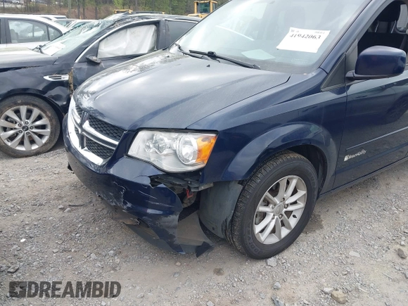 2015 Dodge Grand Caravan SXT with VIN 2C4RDGCG7FR712193, listed as a IAAI auction lot 41942063 with 268,900 mi miles and . Bid and sale history available at DreamBid. Image 6.
