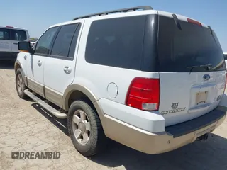 2006 Ford Expedition Eddie Bauer with VIN 1FMFU17566LA65461, listed as a IAAI auction lot 41820755 with 191,177 mi miles. Bid and sale history available at carsss.com. Image 3.