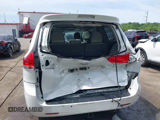2011 Toyota Sienna XLE AAS with VIN 5TDYK3DC0BS008439, listed as a IAAI auction lot 42292552 with 115,162 mi miles and . Bid and sale history available at DreamBid. Image 6.