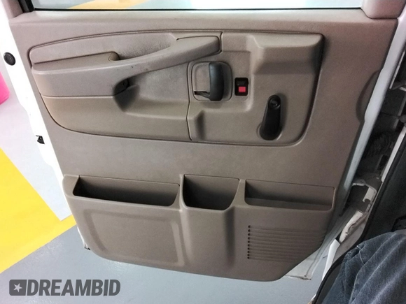 2013 Chevrolet Express Cargo with VIN 1GCWGFBA5D1138521, listed as a IAAI auction lot 42785471 with 157,254 mi miles and . Bid and sale history available at DreamBid. Image 24.