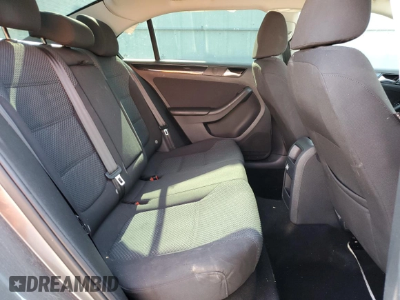 2016 Volkswagen Jetta SE z VIN 3VWD07AJ7GM412003, wystawiony jako Copart lot #63280224 z przebiegiem 175 323 mil mil oraz Szkoda całkowita • Salvage title. Historia ofert i sprzedaży dostępna na DreamBid. Obrazek 10.