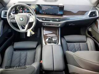 2025 BMW X5 sDrive40i with VIN 5UX13EU0XS9X91850, listed as a Copart auction lot 51511875 with 4,859 mi miles and Salvage Title. Bid and sale history available at carsss.com. Image 8.