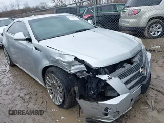 2011 Cadillac CTS Performance z VIN 1G6DL1ED4B0164237, wystawiony jako IAAI lot #41728955 z przebiegiem 161 389 mil mil oraz . Historia ofert i sprzedaży dostępna na DreamBid. Obrazek 1.