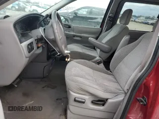 2003 Ford Windstar SE с VIN 2FMZA52443BA14757, выставлен на аукционе Copart как лот 84533924 с пробегом 142 953 миль миль и Списание • Salvage title. История ставок и продаж доступна на DreamBid. Изображение 7.