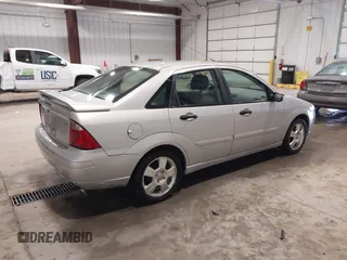 2005 Ford Focus S with VIN 1FAFP34N65W265707, listed as a IAAI auction lot 42169166 with 145,254 mi miles and . Bid and sale history available at carsss.com. Image 4.
