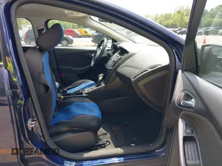 2016 Ford Focus SE с VIN 1FADP3K2XGL345936, выставлен на аукционе IAAI как лот 42288377 с пробегом 124 032 миль миль и . История ставок и продаж доступна на DreamBid. Изображение 5.