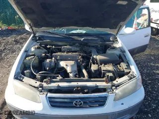 2001 Toyota Camry CE with VIN 4T1BG22K21U768177, listed as a IAAI auction lot 41899867 with 999,999 mi miles. Bid and sale history available at carsss.com. Image 10.