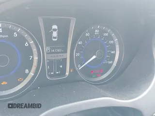 2013 Hyundai Azera with VIN KMHFH4JG2DA263558, listed as a IAAI auction lot 42434288 with 147,282 mi miles and . Bid and sale history available at DreamBid. Image 7.