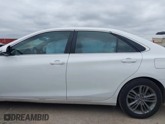2015 Toyota Camry XLE z VIN 4T1BF1FK7FU009782, wystawiony jako IAAI lot #42366251 z przebiegiem 302 295 mil mil oraz . Historia ofert i sprzedaży dostępna na DreamBid. Obrazek 14.