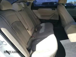 2015 Hyundai Sonata SE z VIN 5NPE24AF9FH250181, wystawiony jako Copart lot #51428235 z przebiegiem 120 251 mil mil oraz Szkoda całkowita • Salvage title. Historia ofert i sprzedaży dostępna na DreamBid. Obrazek 10.