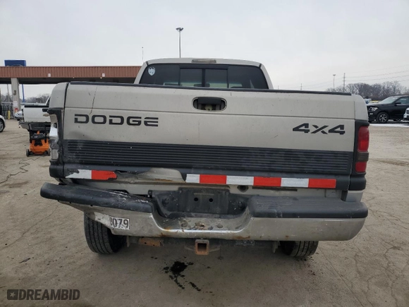 1998 Dodge Ram 1500 with VIN 3B7HF13Y9WG184111, listed as a Copart auction lot 88115755 with 118,011 mi miles and Salvage Title. Bid and sale history available at carsss.com. Image 6.