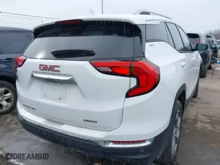 2018 GMC Terrain SLT with VIN 3GKALVEVXJL254577, listed as a IAAI auction lot 41536012 with 133,001 mi miles. Bid and sale history available at carsss.com. Image 4.