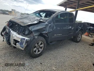 2012 Nissan Titan S z VIN 1N6AA0CJ9CN325160, wystawiony jako Copart lot #70004034 z przebiegiem 167 159 mil mil oraz Szkoda całkowita • Salvage title. Historia ofert i sprzedaży dostępna na DreamBid. Obrazek 1.