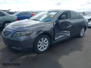 2007 Toyota Camry CE with VIN JTNBE46K673034734, listed as a IAAI auction lot 41775164 with 281,893 mi miles. Bid and sale history available at carsss.com. Image 2.