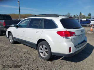 2014 Subaru Outback 2.5i Limited with VIN 4S4BRCNC5E3213241, listed as a IAAI auction lot 42054224 with 114,608 mi miles. Bid and sale history available at carsss.com. Image 3.