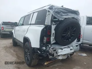 2025 Land Rover Defender S z VIN SALEJ7EX3S2384311, wystawiony jako IAAI lot #41528556 z przebiegiem 6297 mil mil oraz . Historia ofert i sprzedaży dostępna na DreamBid. Obrazek 3.