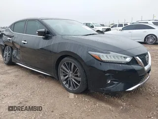 2019 Nissan Maxima SV with VIN 1N4AA6AV2KC379623, listed as a IAAI auction lot 41914602 with 111,009 mi miles. Bid and sale history available at carsss.com. Image 1.