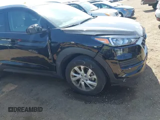 2021 Hyundai Tucson Value with VIN KM8J33A45MU391039, listed as a IAAI auction lot 42086825 with 16,910 mi miles. Bid and sale history available at carsss.com. Image 17.