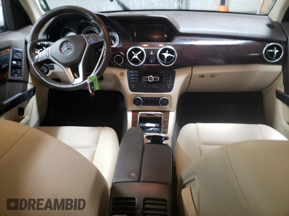 2015 Mercedes-Benz GLK 350 with VIN WDCGG8JB3FG388764, listed as a Copart auction lot 39573334 with 62,837 mi miles and . Bid and sale history available at DreamBid. Image 8.