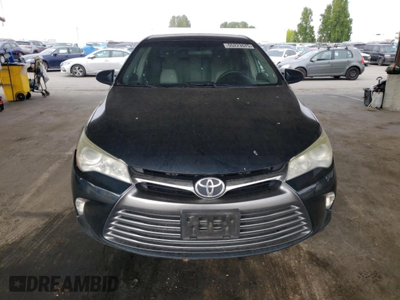 2015 Toyota Camry XLE with VIN 4T4BF1FK3FR477546, listed as a Copart auction lot 55223575 with 131,599 mi miles and Clean Title. Bid and sale history available at carsss.com. Image 5.