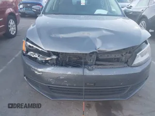 2011 Volkswagen Jetta SE с VIN 3VWBX7AJ2BM108055, выставлен на аукционе IAAI как лот 41859245 с пробегом 150 157 миль миль и . История ставок и продаж доступна на DreamBid. Изображение 6.