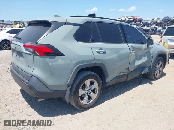 2020 Toyota RAV4 XLE with VIN 2T3W1RFV0LW069849, listed as a IAAI auction lot 42138074 with 112,062 mi miles and . Bid and sale history available at DreamBid. Image 4.