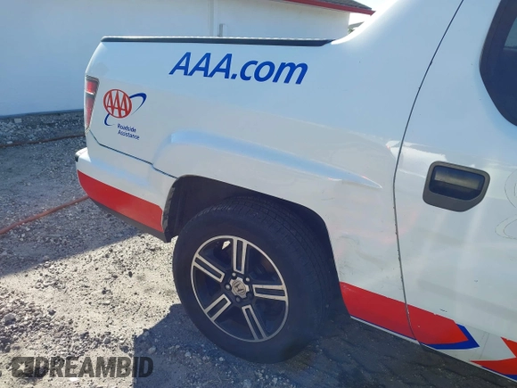 2014 Honda Ridgeline Sport with VIN 5FPYK1F78EB002943, listed as a IAAI auction lot 41855493 with Not provided miles and . Bid and sale history available at DreamBid. Image 6.