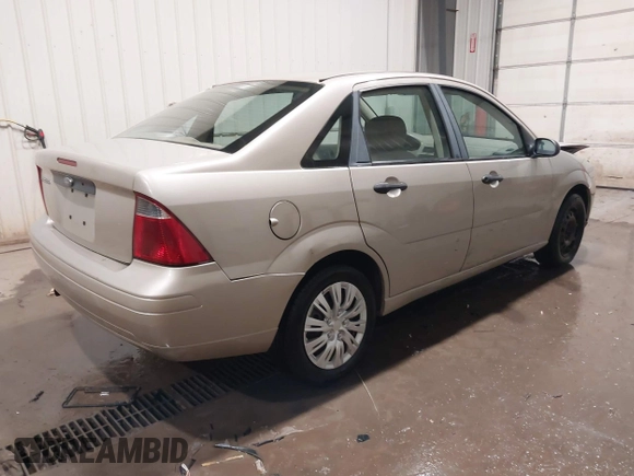 2007 Ford Focus S with VIN 1FAFP34N67W226828, listed as a IAAI auction lot 41457517 with 174,519 mi miles and . Bid and sale history available at DreamBid. Image 4.