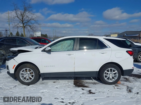 2024 Chevrolet Equinox LT with VIN 3GNAXKEG7RL224133, listed as a IAAI auction lot 41544497 with 9,494 mi miles. Bid and sale history available at carsss.com. Image 14.