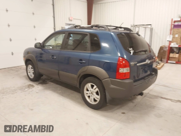 2006 Hyundai Tucson GLS with VIN KM8JN12D66U409645, listed as a IAAI auction lot 41589550 with 111,850 mi miles. Bid and sale history available at carsss.com. Image 3.