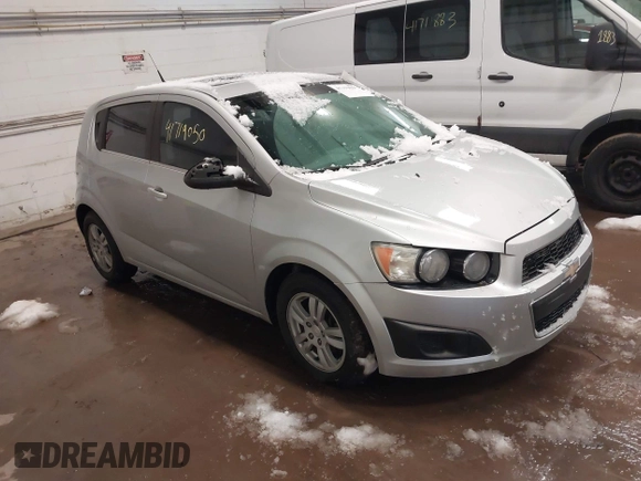 2014 Chevrolet Sonic LT with VIN 1G1JC6SB5E4234334, listed as a IAAI auction lot 41719050 with 118,755 mi miles. Bid and sale history available at carsss.com. Image 1.