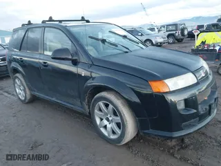 2005 Saturn VUE with VIN 5GZCZ63475S817576, listed as a IAAI auction lot 41177810 with 158,293 mi miles. Bid and sale history available at carsss.com. Image 1.