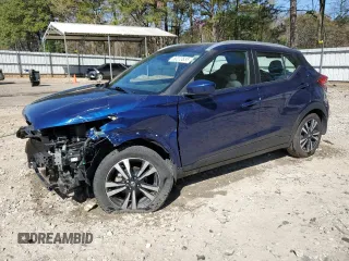 2020 Nissan Kicks SV z VIN 3N1CP5CV4LL555430, wystawiony jako Copart lot #50072635 z przebiegiem 85 470 mil mil oraz Szkoda całkowita • Salvage title. Historia ofert i sprzedaży dostępna na DreamBid. Obrazek 1.