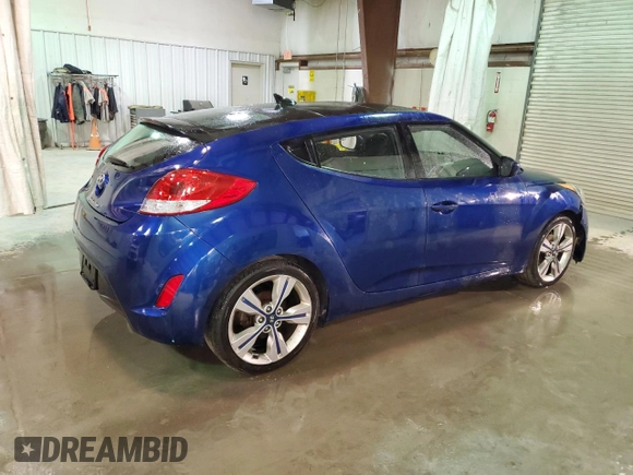 2017 Hyundai Veloster with VIN KMHTC6AD4HU323833, listed as a Copart auction lot 61636793 with 86,431 mi miles. Bid and sale history available at carsss.com. Image 3.